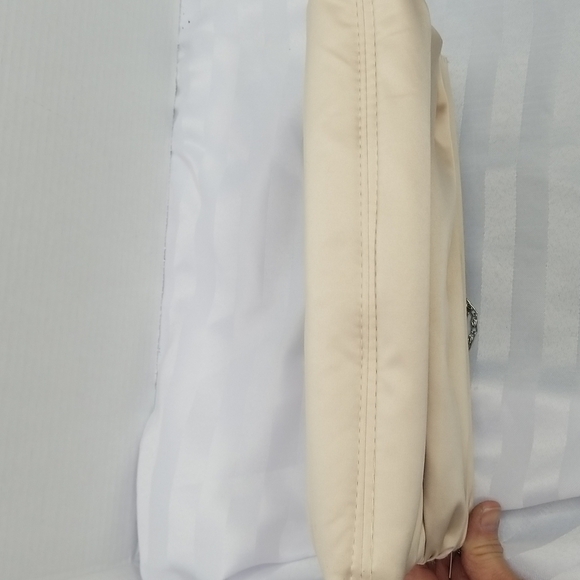 LULU TOWNSEND CREAM SATIN SHOULDER BAG CLUTCH NWT - Picture 7 of 8